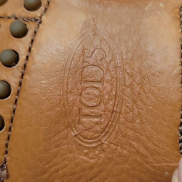 Tods Loafer Shoes/Gommino Driving Shoes - Picture 8 of 9